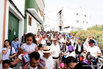 La X edición de la Traída Infantil del Agua, un éxito (Foto Antonio Alí)